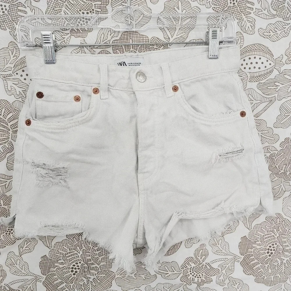 Zara Distressed High Rise Jean Shorts Women's 4